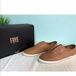 Frye mindy leather sneakers laceless slip on flats